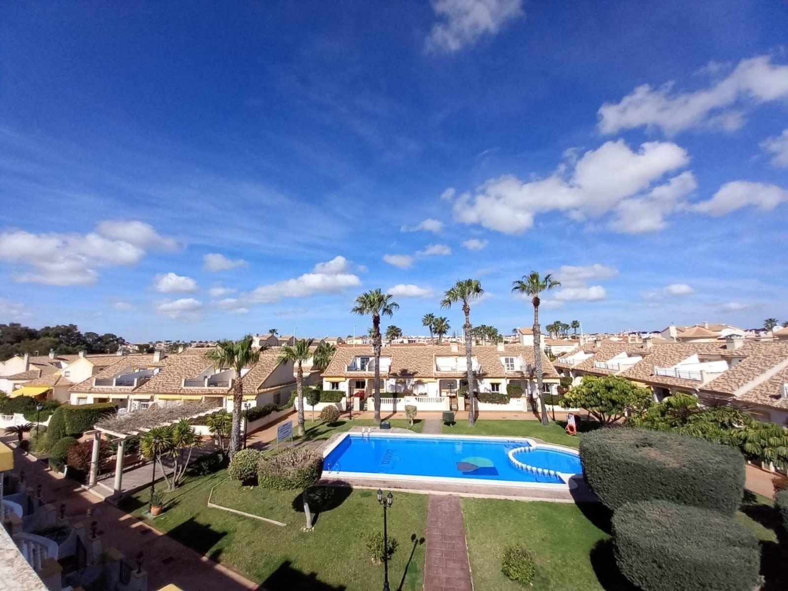 Duplex til salgs til Orihuela Costa