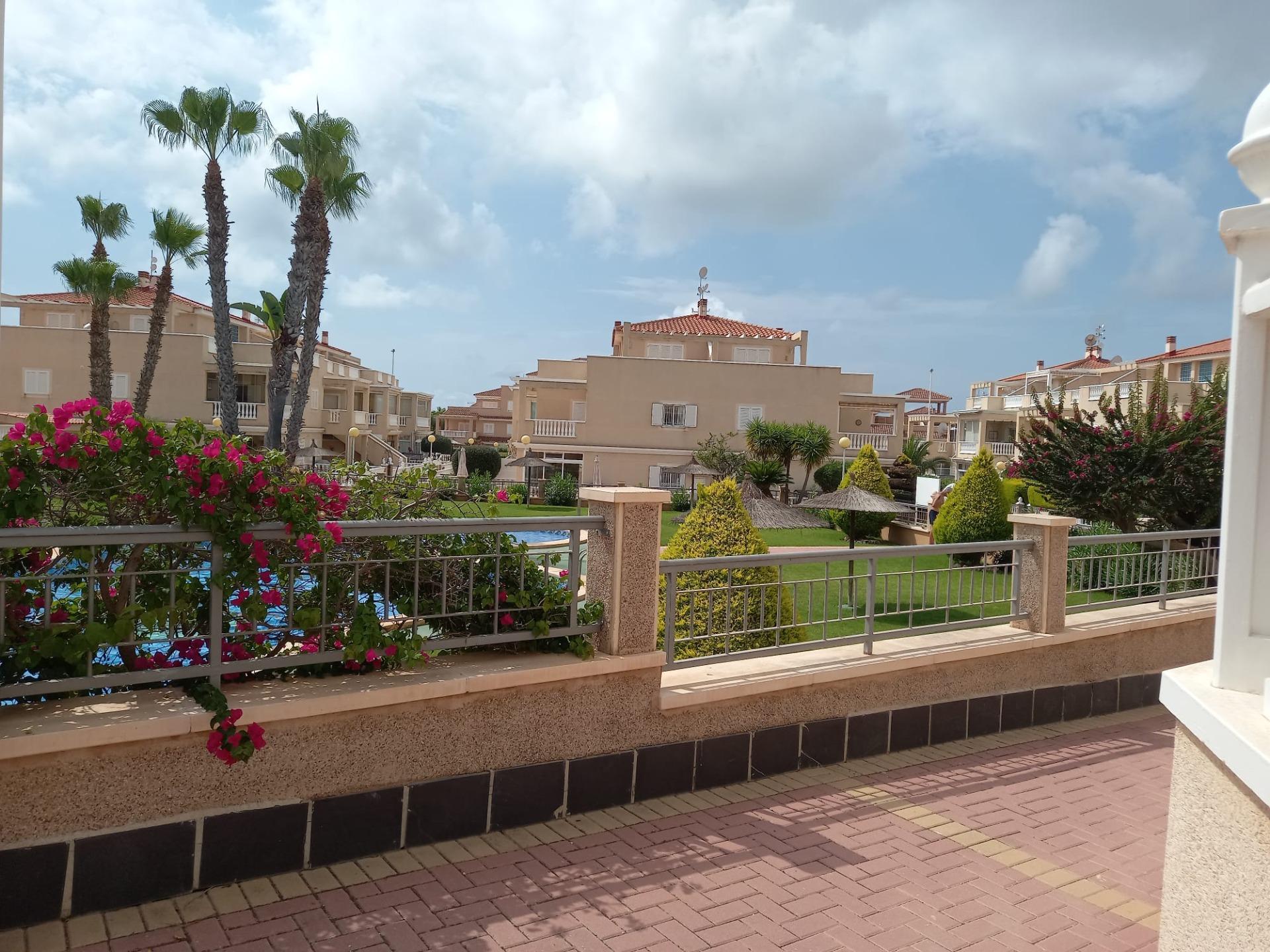 Bungalow til salgs til Orihuela Costa