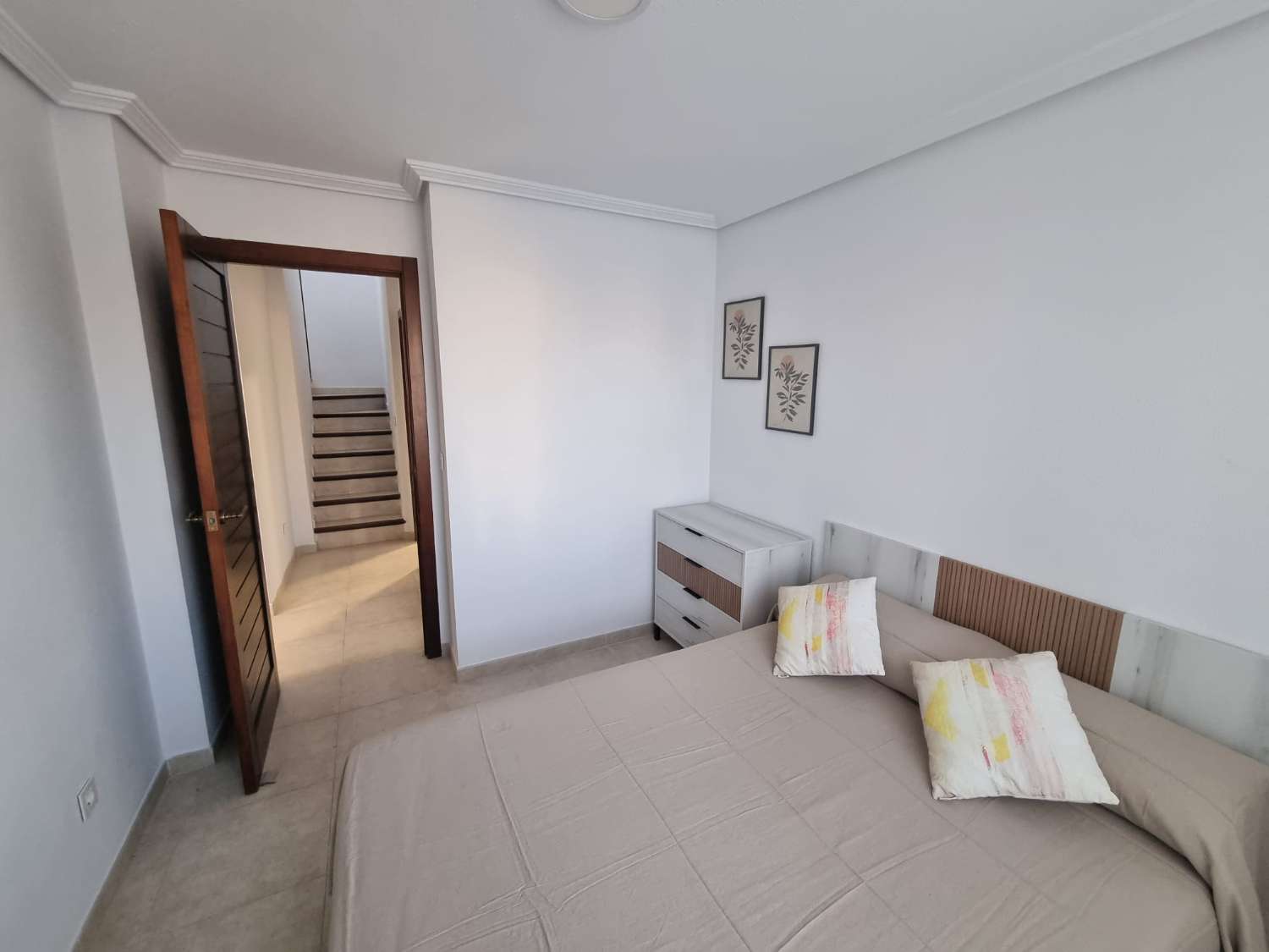 Duplex, 2 våningar till salu i Zona los Frutales (Torrevieja)