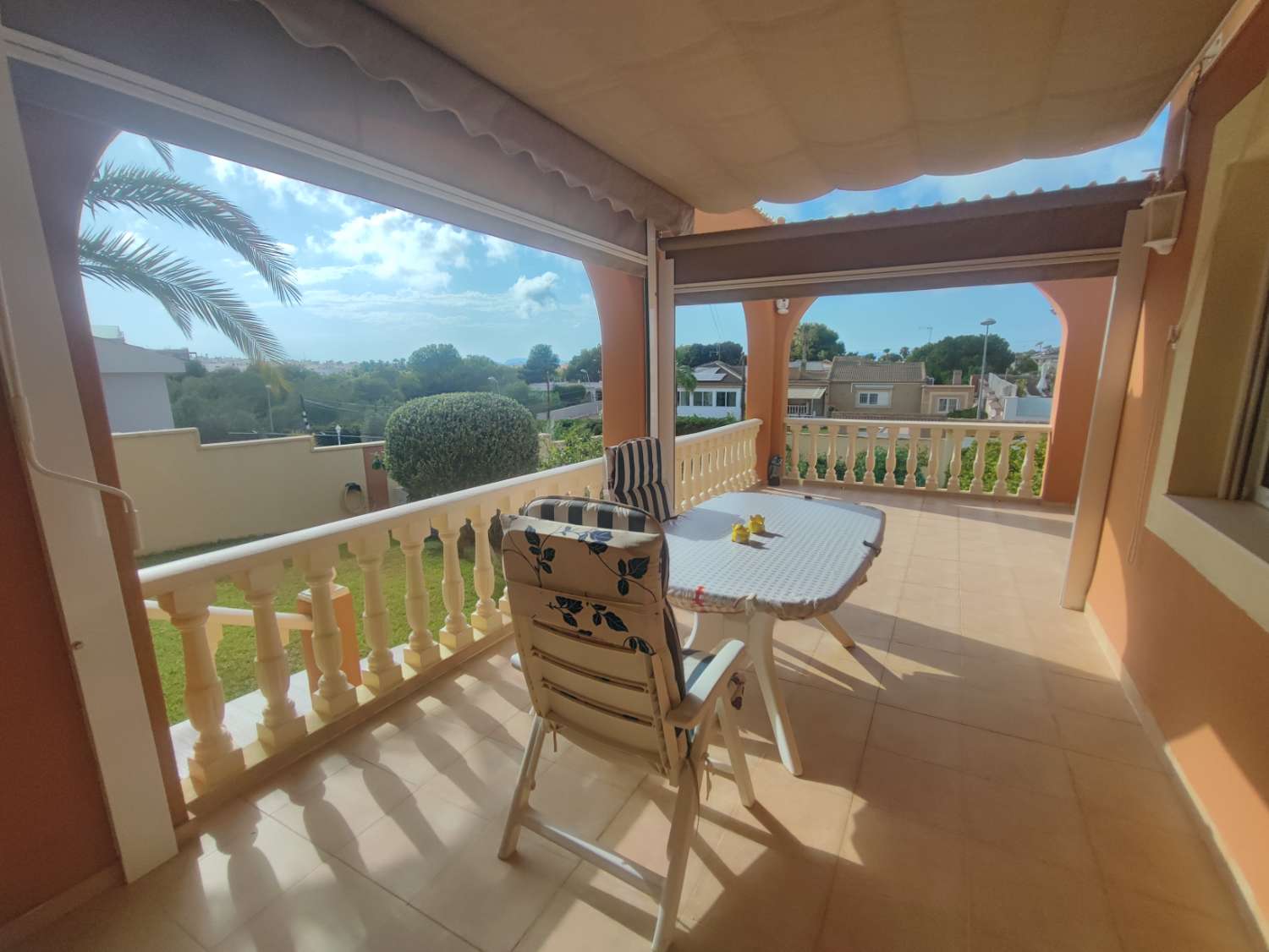 Chalet te koop in Los Balcones - Los Altos del Edén (Torrevieja)