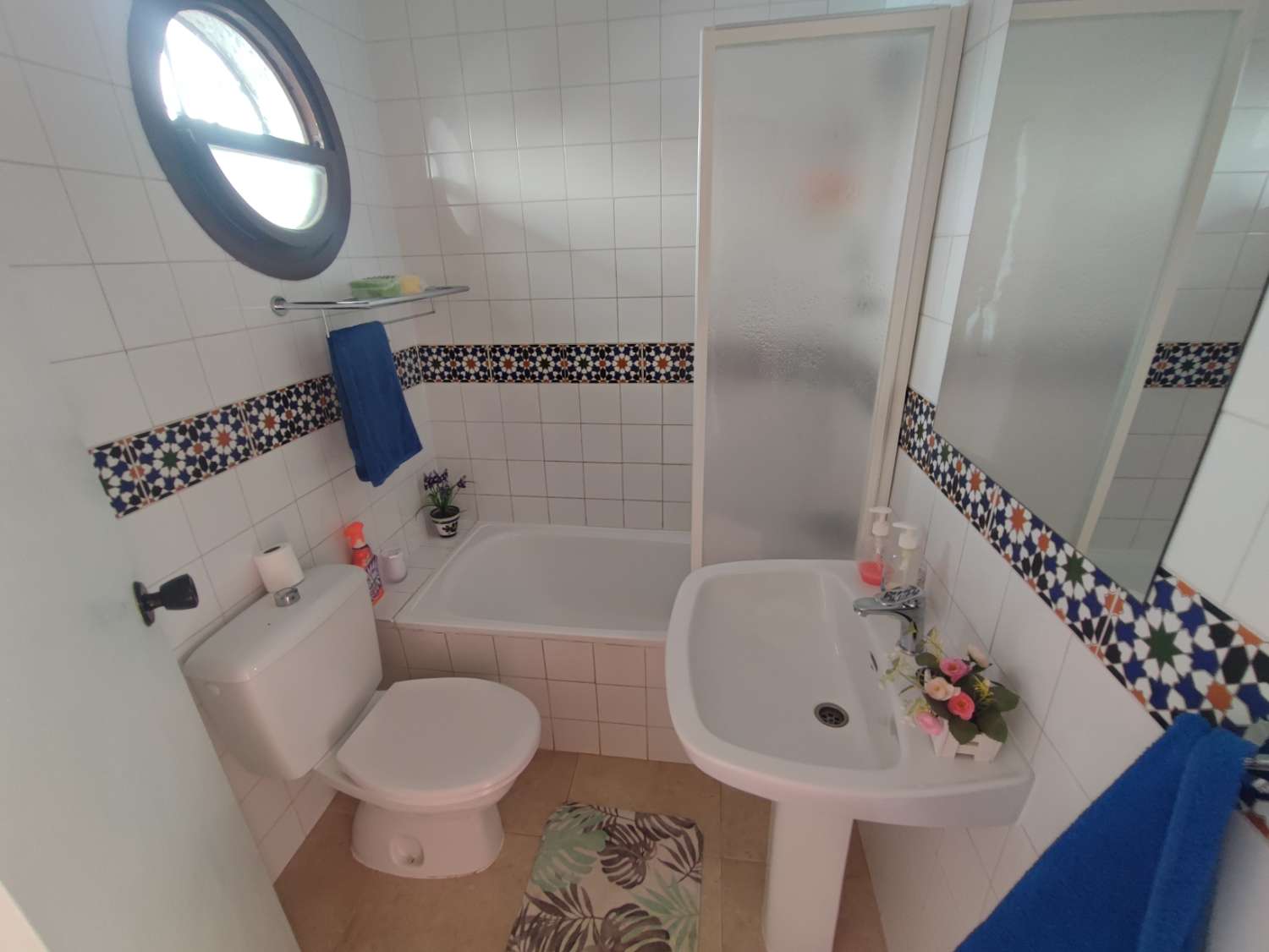 Duplex, 2 våningar uthyres i Nueva Torrevieja