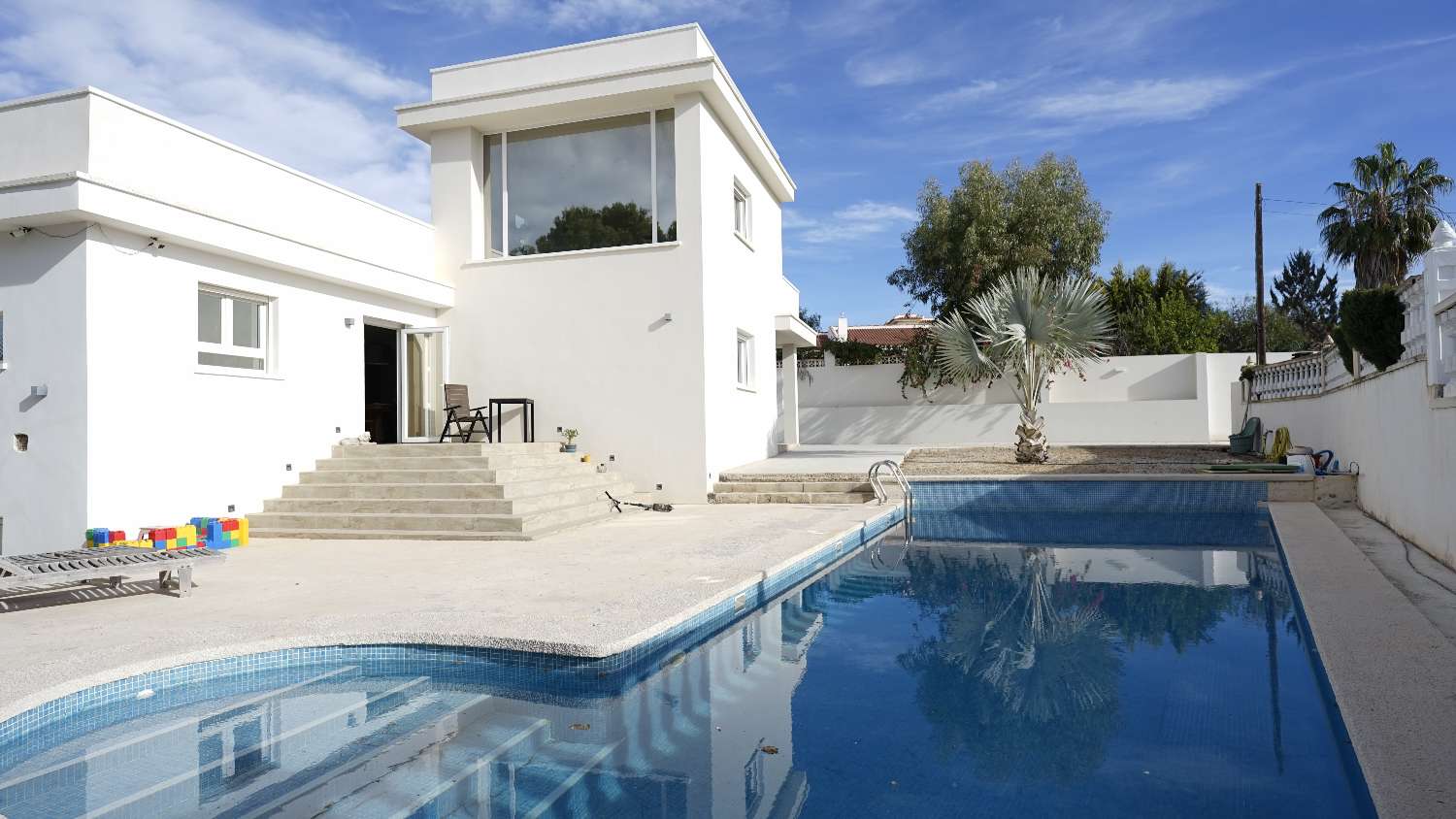 BAJADA DE PRECIO! VILLA EN QUESADA CON GRAN PARCELA - CON CITA